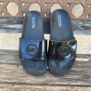 Micheal Kors slides